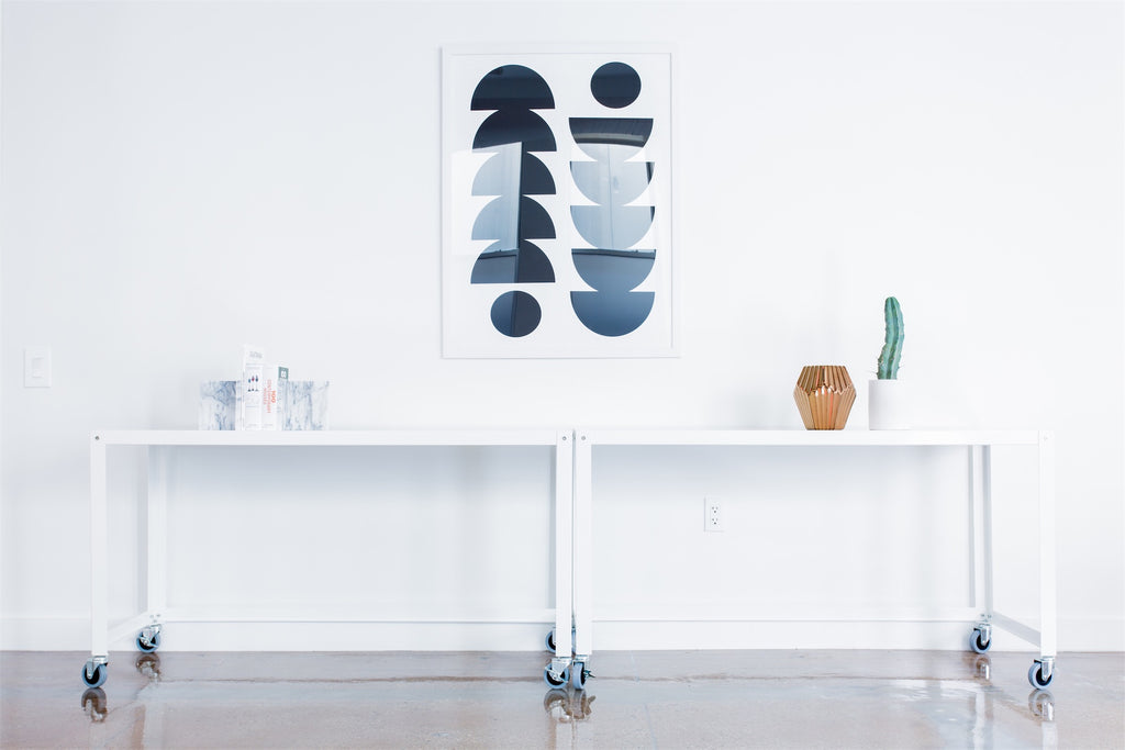 How to Decorate Your Walls The Proper Way